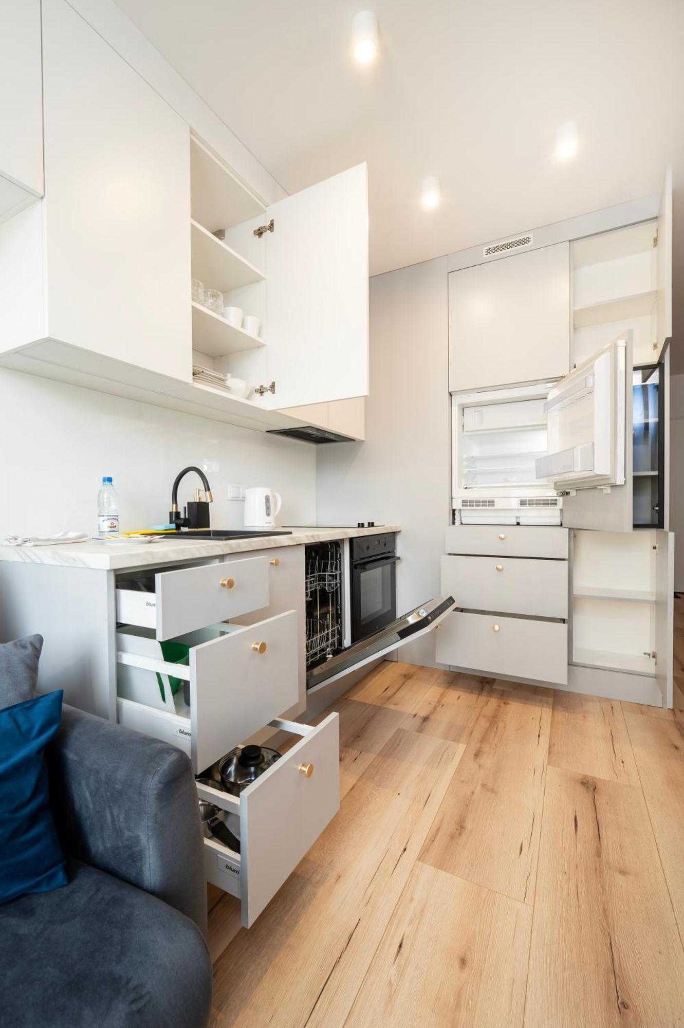 Platon Modern Lodz (Lodz)